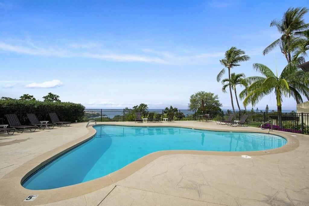 Beautiful 2/2 Condo In Kailua Kona. Ocean View! Exteriör bild