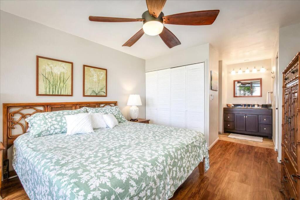 Beautiful 2/2 Condo In Kailua Kona. Ocean View! Exteriör bild