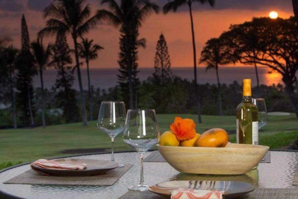 Beautiful 2/2 Condo In Kailua Kona. Ocean View! Exteriör bild